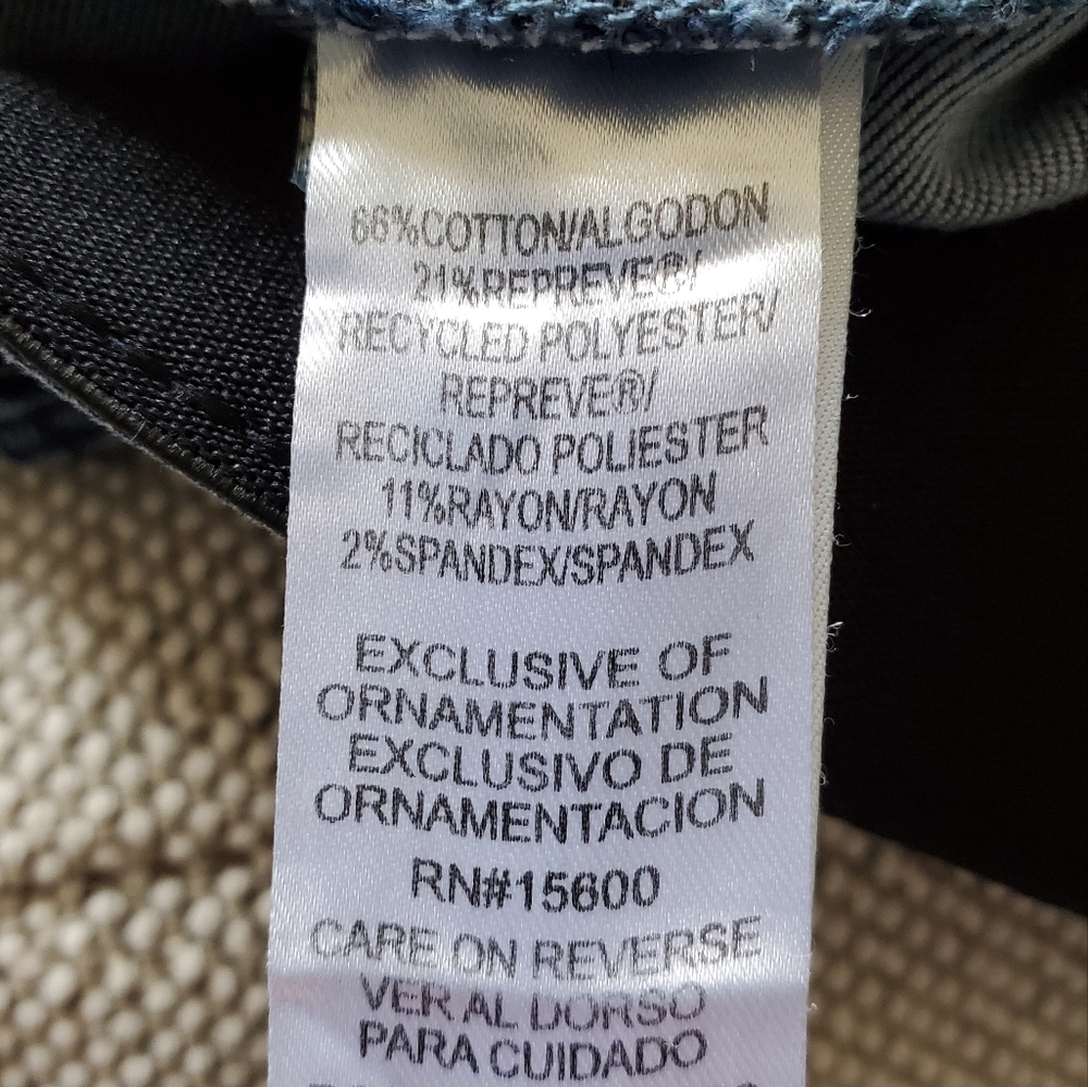 Democracy Blue Skinny Distressed Jeans.  Size 8 - Picture 7 of 7